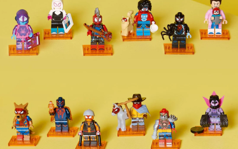 do-choi-lap-rap-nguoi-nhen-da-vu-tru